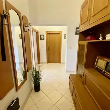 Two Bedroom Floor With Balcony Póla