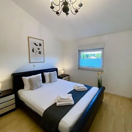 Two Bedroom Floor With Balcony *