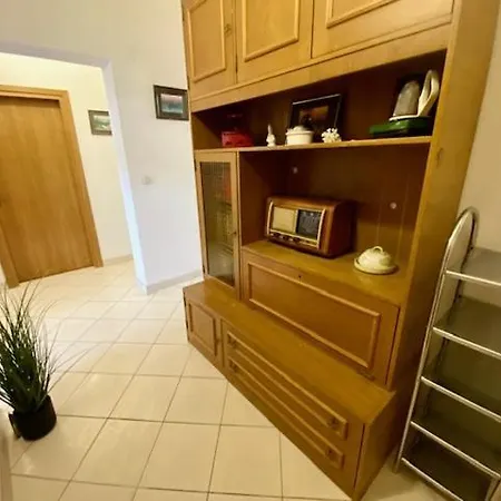 Two Bedroom Floor With Balcony * Pula